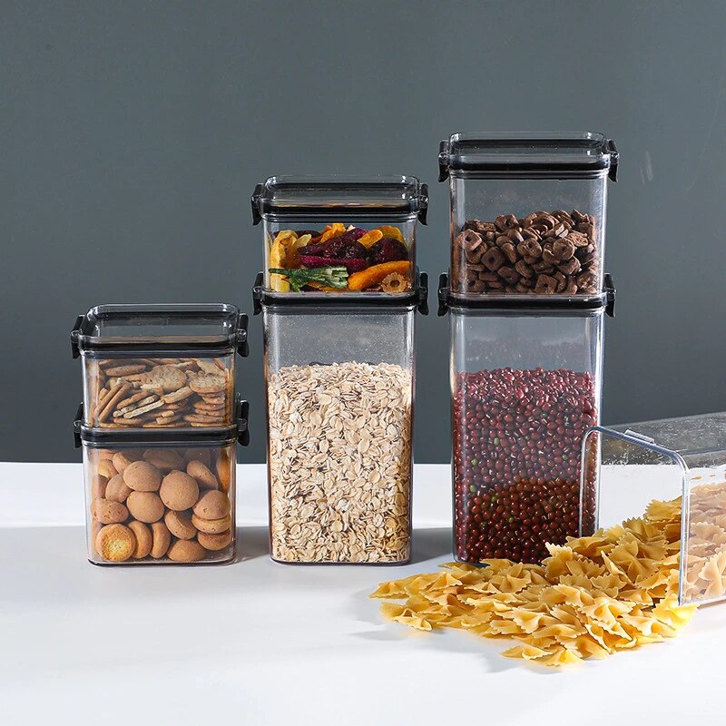 Air-Tight Kitchen Storage Containers (Pack of 8 Pieces)